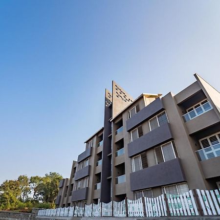 Mountain Shadow Resort Igatpuri Exteriör bild