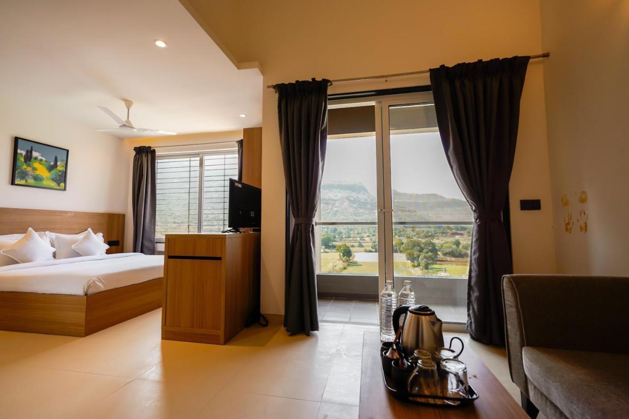 Mountain Shadow Resort Igatpuri Exteriör bild