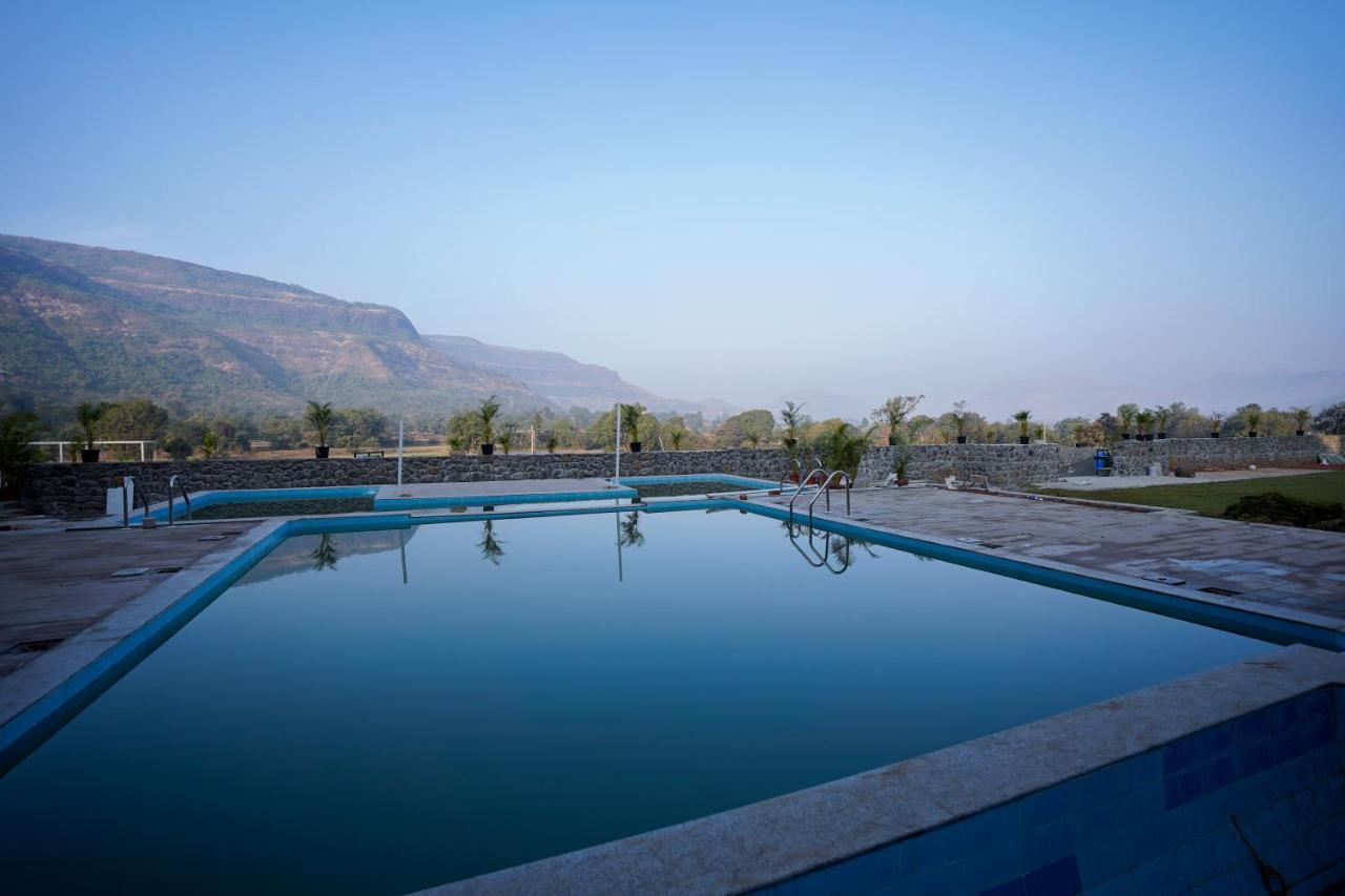 Mountain Shadow Resort Igatpuri Exteriör bild